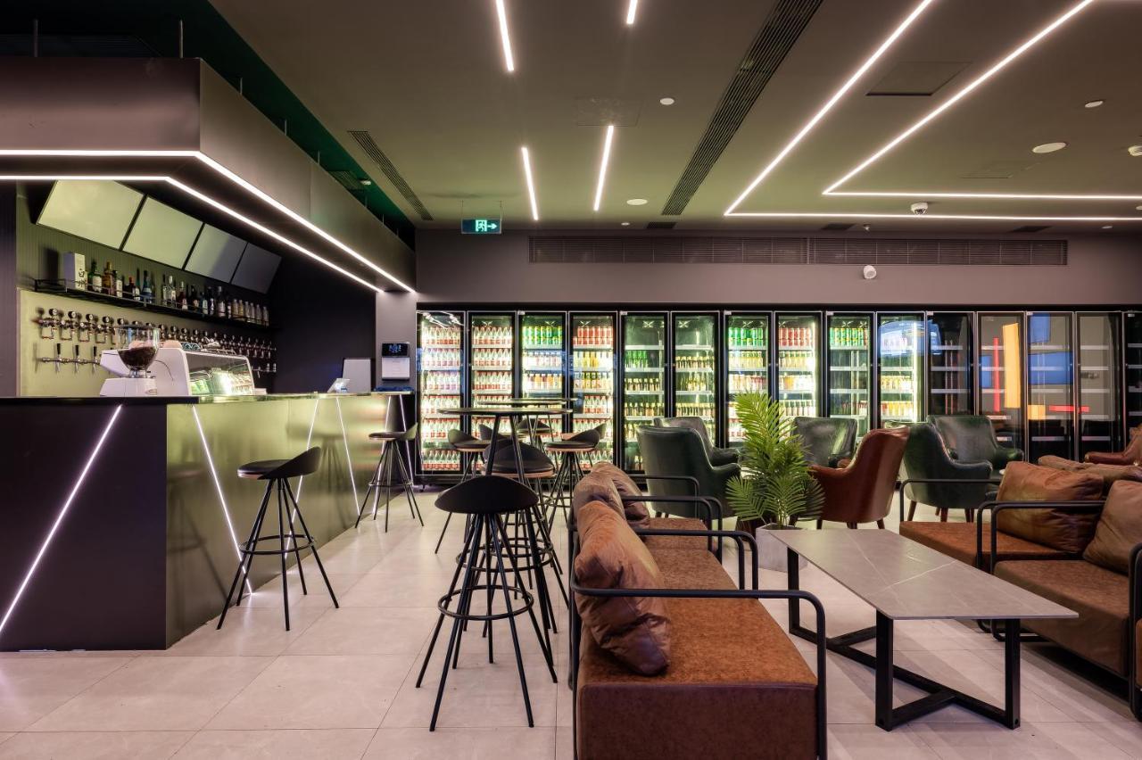 Dayin International Youth Hostel - Near East Nanjing Road & People'S Square & The Bund -Large Social Area -Bar -Cafe -Gym -Free Laundry Luggage Storage -24H Front Desk -English Service Shanghai Exterior photo